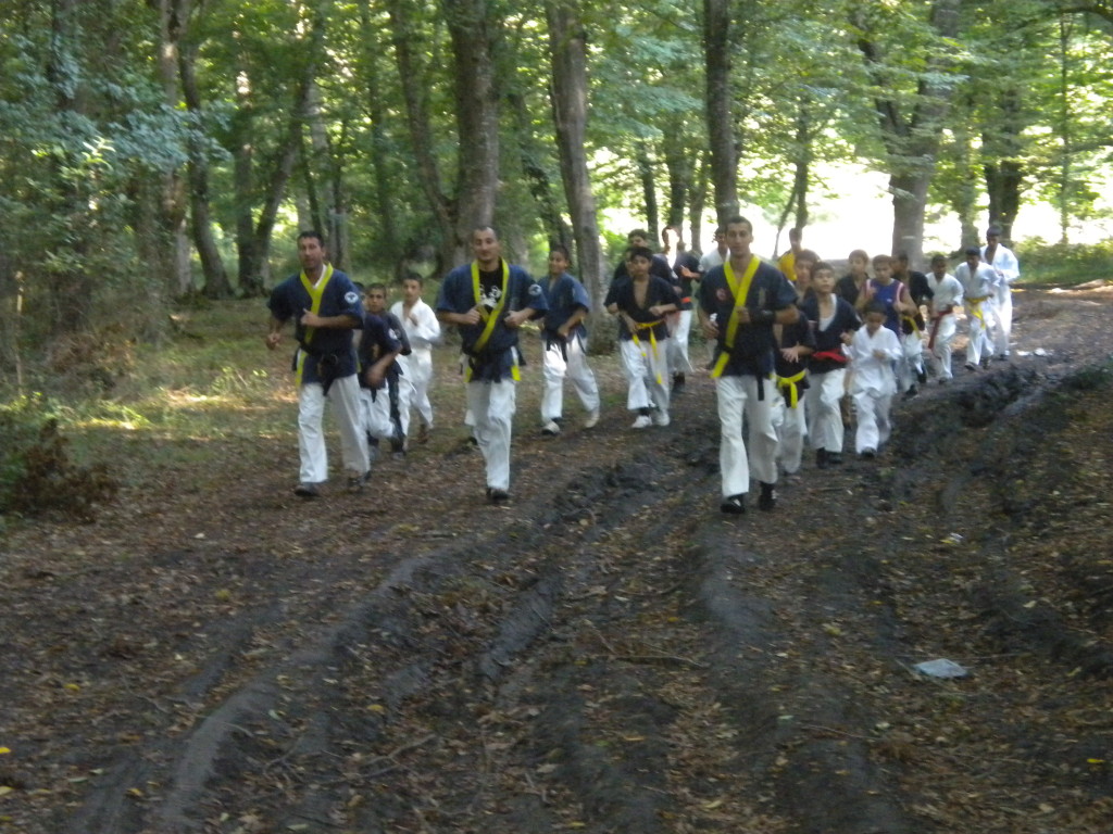9.10.11 avqust 2013-cu il Nabran"Şahin İstirahət Mərkəzində" Yay Düşərgəsi keçirildi — foto 7