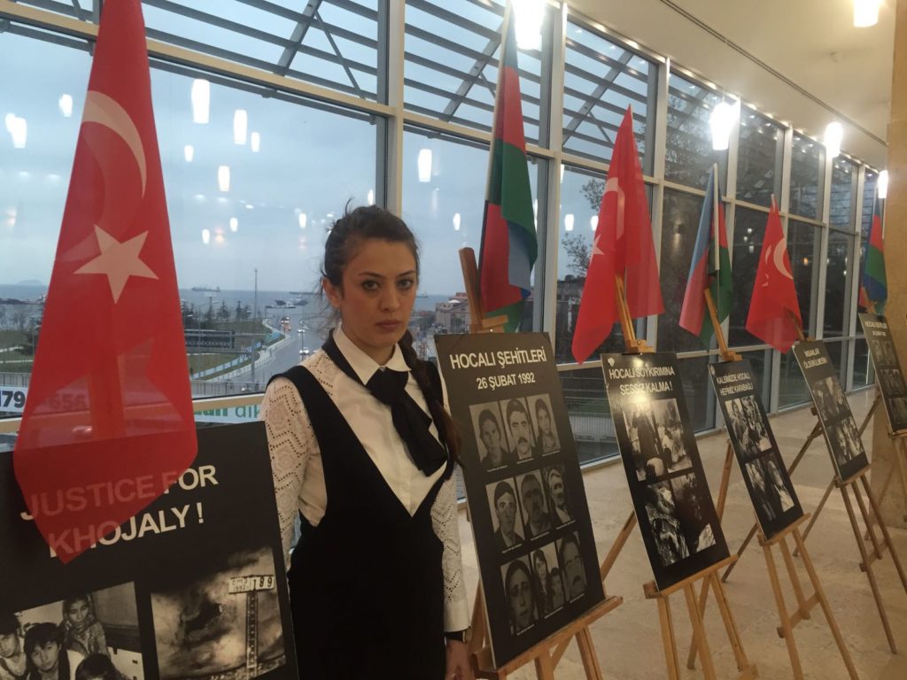 AAF Medeniyyet Departamenti Seide Ömər İstanbulda Xocalı soyqırımı ilə əlaqədar  keçirilən tədbirdə iştirak edib — foto 1