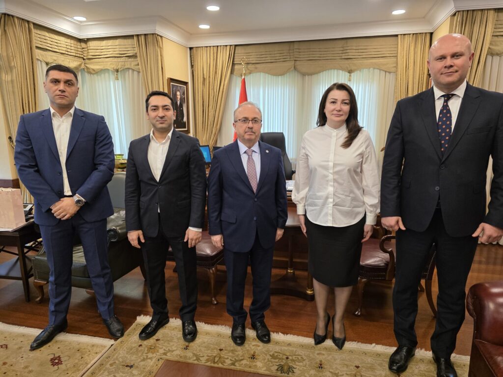 Dünya Alpaqut Federasiyası Türkiyənin Azərbaycandakı Səfirliyində olub — foto 1
